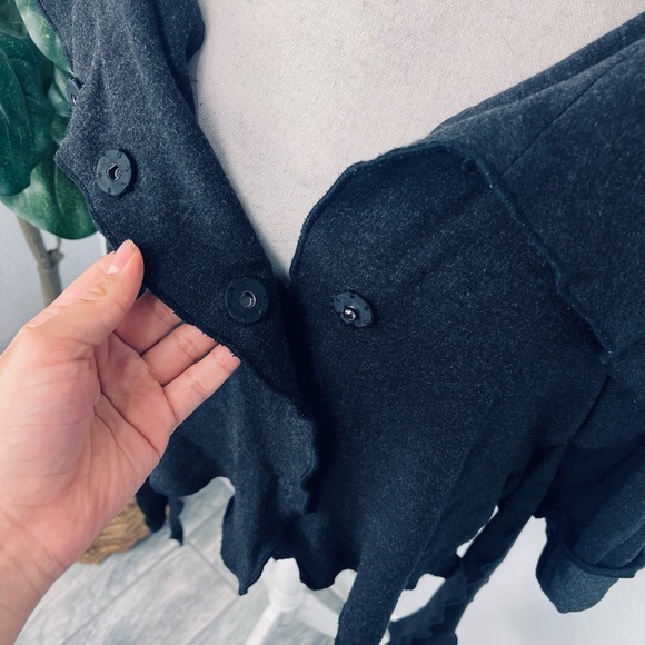 Theory Grey Ruffle Cape Off Shoulder Wrap Cardigan Coat - Picture 3 of 7